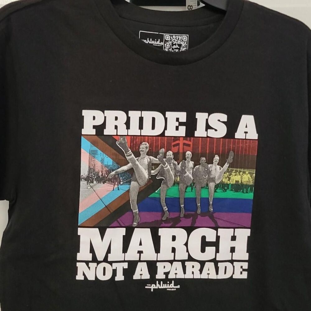 Parade Women's Black T-shirt